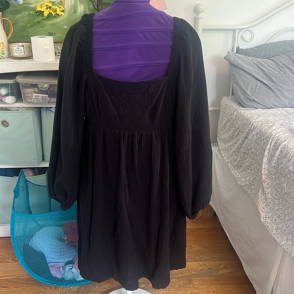 J crew. Black long sleeve mini dress. NEW WITH TAGS. Size xs.